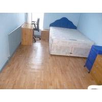 DOUBLE ROOM IN FRIENDLY/SOCIABLE HOUSEHOLD