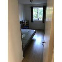 Double room in 2 bedroom flat - available now