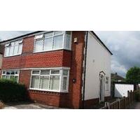 Double room available in semi detached house