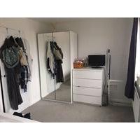 Double room in new build, private parking