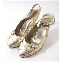 Dolce and Gabbana UK Size 5 Metallic Gold Woven Detail Slingback Heels (EU 38)