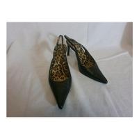 Dolce & Gabbana - Size: 3.5 - Black Heeled shoes