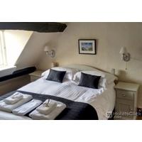 DRAGON INN CRICKHOWELL
