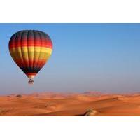 Dubai Hot Air Balloon Flight Including Gourmet Breakfast and Falconry Demonstration