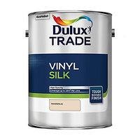 Dulux Trade Vinyl Silk Emulsion Paint Magnolia 5L