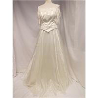 Dynasty London Size 14 ivory Wedding Dress