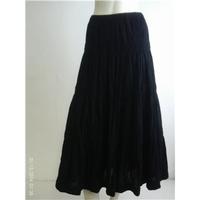 E-vie casuals - Size: S - Black - Gypsy skirt