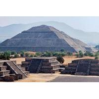 Early Morning Teotihuacan Pyramids Tour with a Private Archeologist