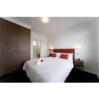 easystay apartments raglan street