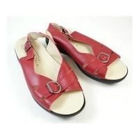 easy b size 5 red sandals