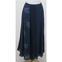 East size 12 dark blue patterned skirt