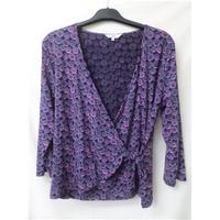 East - Size: 18 - Purple - Wraparound top