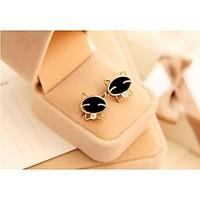 Earring Stud Earrings Jewelry Women Wedding / Party / Daily / Casual / Sports Alloy / Rhinestone / Gold Plated