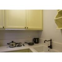 EFCHI SUITES 1904