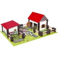 Eichhorn Farmyard And 12 Farm Figures