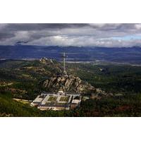 El Escorial Monastery and Madrid Sightseeing City Tour