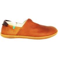 El Naturalista El Viajero men\'s Loafers / Casual Shoes in brown