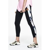 ELLESPORT USHAIYA SLEEK PRINTED PANEL CALF LENGTH CAPRI