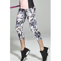 ELLESPORT FORTITUDE PRINTED FASHION PERFORMANCE CAPRI