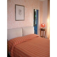 Emi\'s Guest House