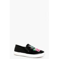 Embroidered Flower Skater - black