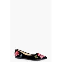 Embroidered Pointed Ballet - black