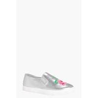 embroidered flower skater silver