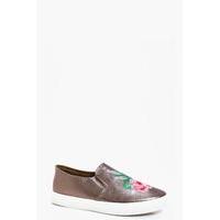 Embroidered Flower Skater - pewter