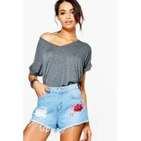 Embroidered Denim Mom Shorts - mid blue