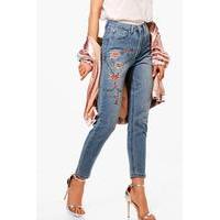 Emily Embroidered Mom Jean - mid blue