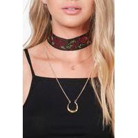 embroidered choker bull horn necklace gold