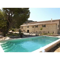 Entre Vigne et Garrigue