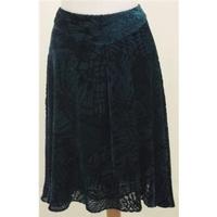 Episode - Size: 8 - Green - Patterned skirt