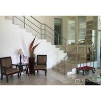 EST WESTERN TEQUISQUIAPA