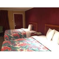 Esquire Inn