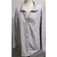 Essence Size 20 Stone Jacket