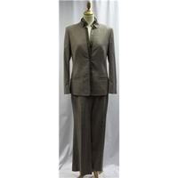 Escada - Size Small / Medium - Light Brown - Woollen - Trouser Suit