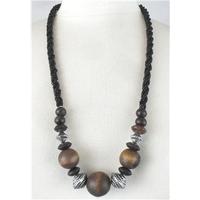 Ethnic style brown & black necklace