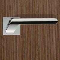 european ceb010q mono lever latch handles on square rose