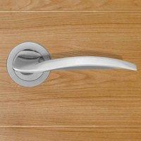 european wd5 wind lever latch handles on round rose