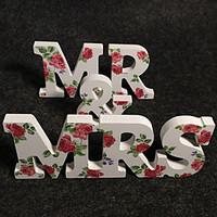 Europe and the United States wooden prints roses letter furnishing articles Wooden bridal Wedding photography props