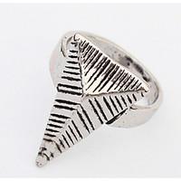 Euramerican Silver Metal Personality Couple\'s Stereoscopic Triangle Punk Ring Statement Jewelry