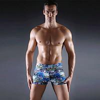 Europe High-end Fashion Sexy Men\'s swimming trunks