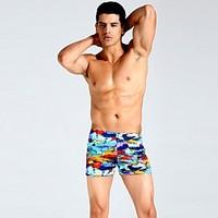 Europe High-end Fashion Sexy Men\'s swimming trunks