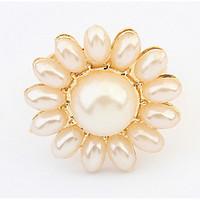 Euramerican Delicat Luxury Women\'s Elegant Sunflower Pearl Ring Gift Jewelry