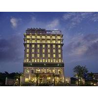 Express Sarovar Portico