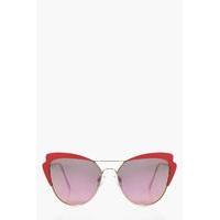 exaggerated cat eye sunglasses pink