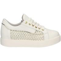 Exton 1902 Sneakers Women Bianco women\'s Shoes (Trainers) in white