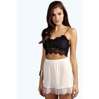 Eyelash Lace Runner Shorts - cream