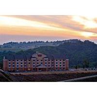 Fairfield Inn & Suites by Marrio...